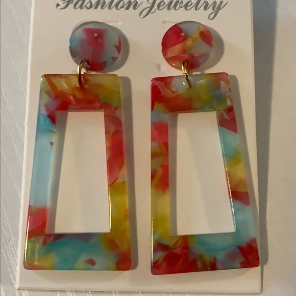 Beautiful earrings!